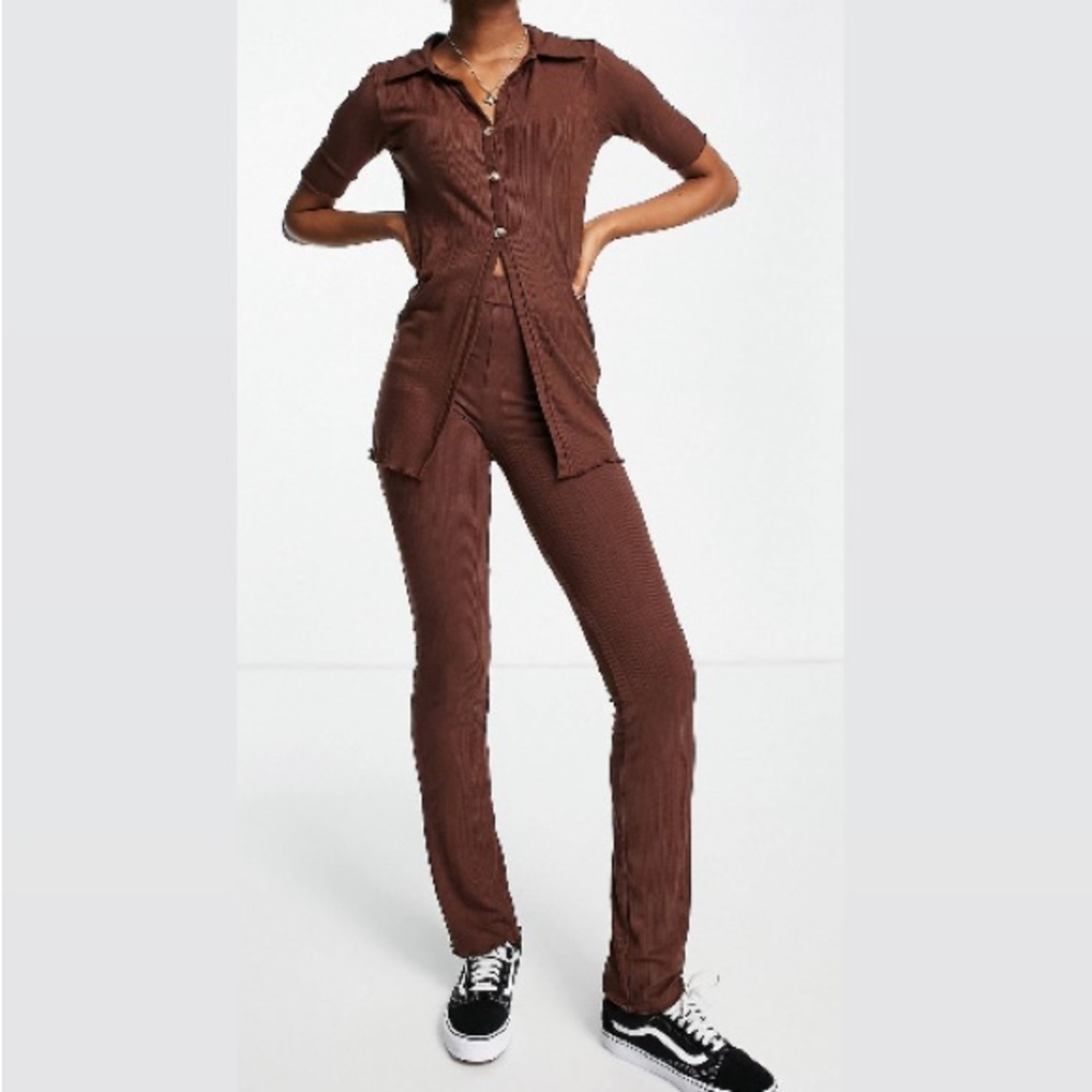 Ribbed flare pants in brown 🤎 part of a set